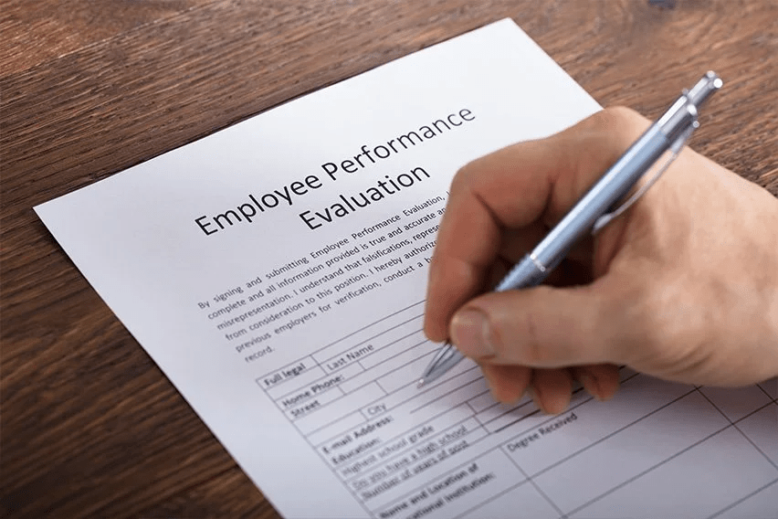 How to Write An Employee Evaluation (With Examples)